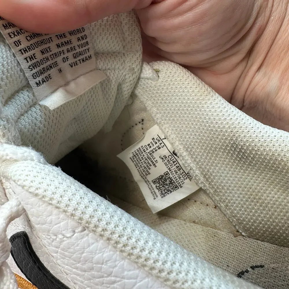 Nike Court Legacy Nature Sneakers